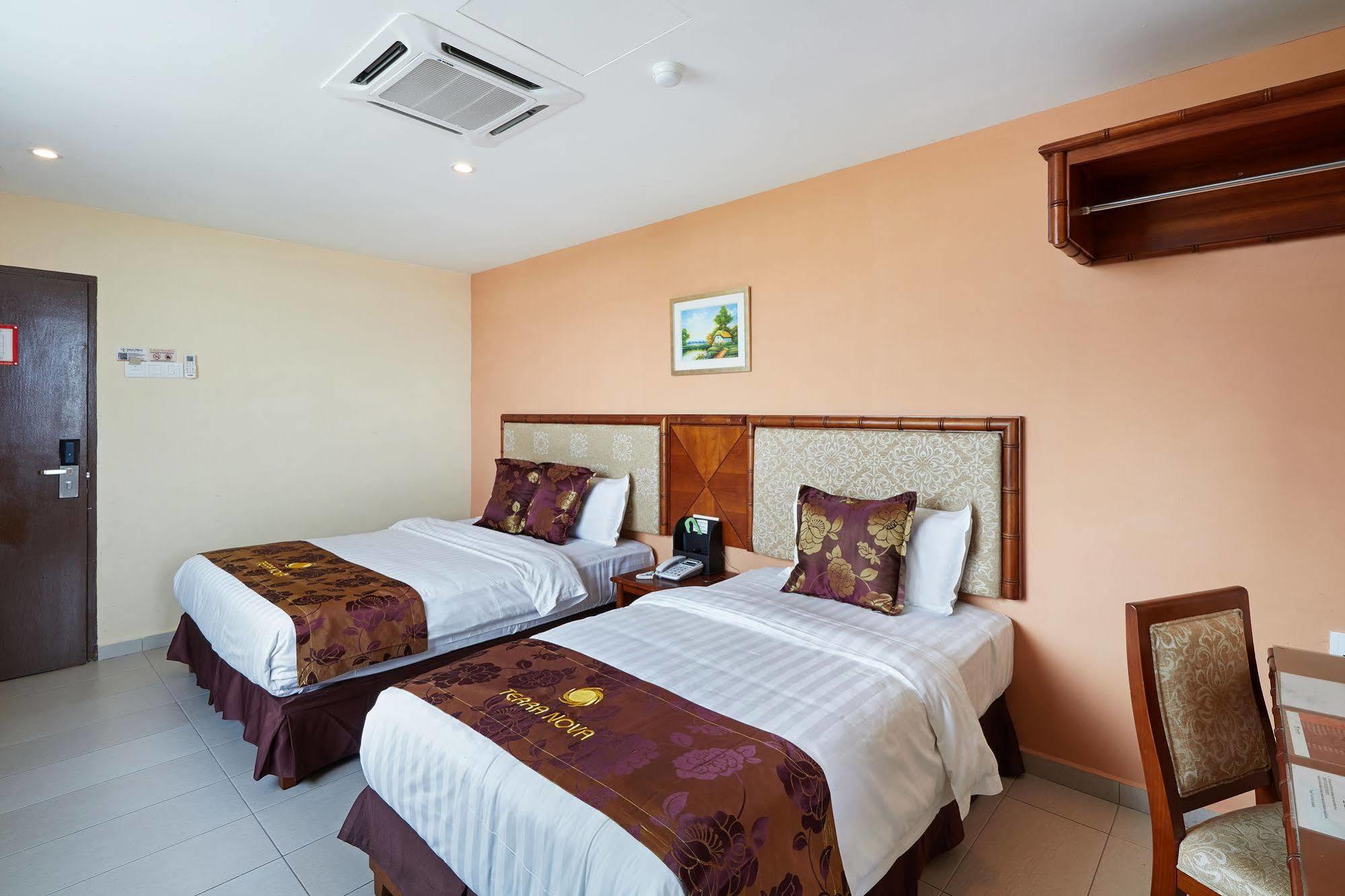 Terra Nova Hotel Malacca Exterior foto
